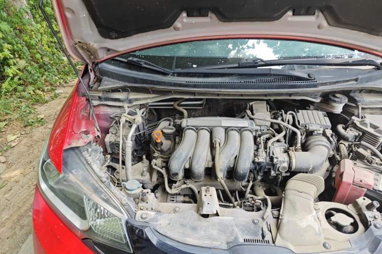 Used Honda Fit 2014 1.5L LX CVT Comfort Model Engine Bay Right