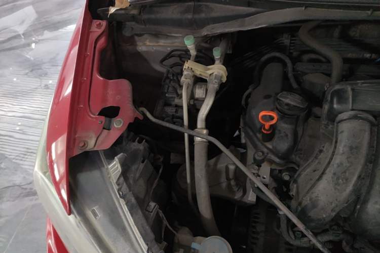 Used Honda Fit 2014 1.5L LX CVT Comfort Model Engine Bay Right