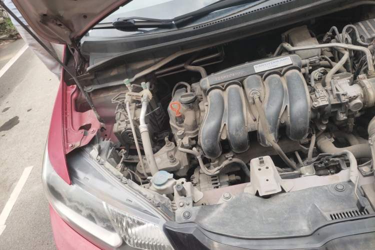 Used Honda Fit 2014 1.5L LX CVT Comfort Model Engine Bay Right
