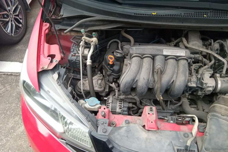 Used Honda Fit 2014 1.5L LX CVT Comfort Model Engine Bay Right