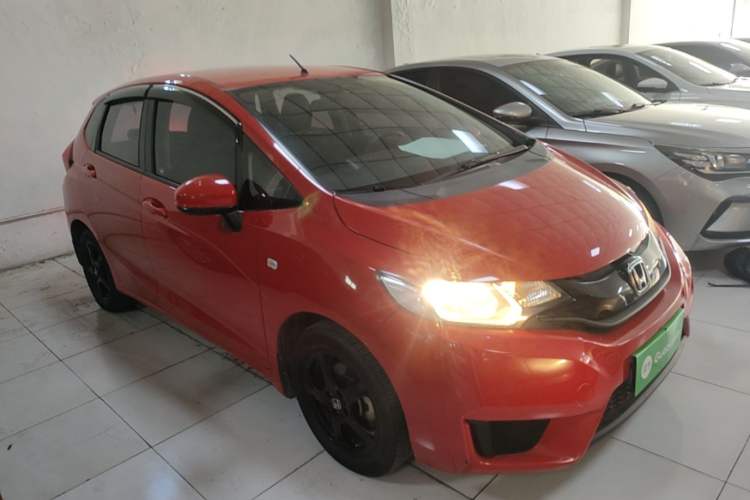 Used Honda Fit 2014 1.5L LX CVT Comfort Model Exterior 1
