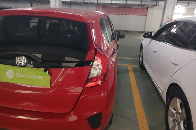 Used Honda Fit 2014 1.5L LX CVT Comfort Model Exterior 3