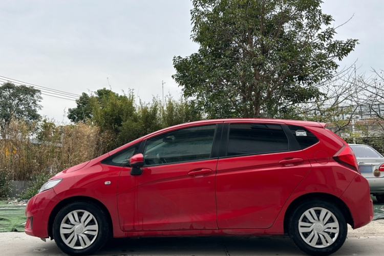 Used Honda Fit 2014 1.5L LX Manual Comfort Model Exterior 5