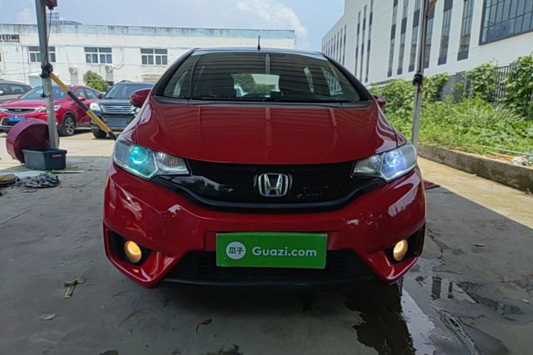 Used Honda Fit 2014 1.5L SE CVT Fashion Model Front