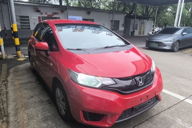 Used Honda Fit 2014 1.5L LX CVT Comfort Model Front Right 45 Deg