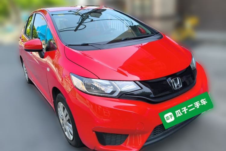 Used Honda Fit 2014 1.5L LX CVT Comfort Model Front Right 45 Deg