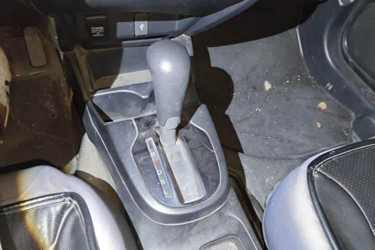 Used Honda Fit 2014 1.5L LX CVT Comfort Model Gear Lever