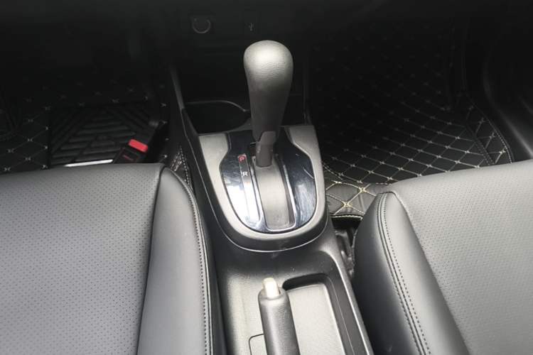 Used Honda Fit 2014 1.5L LX CVT Comfort Model Gear Lever