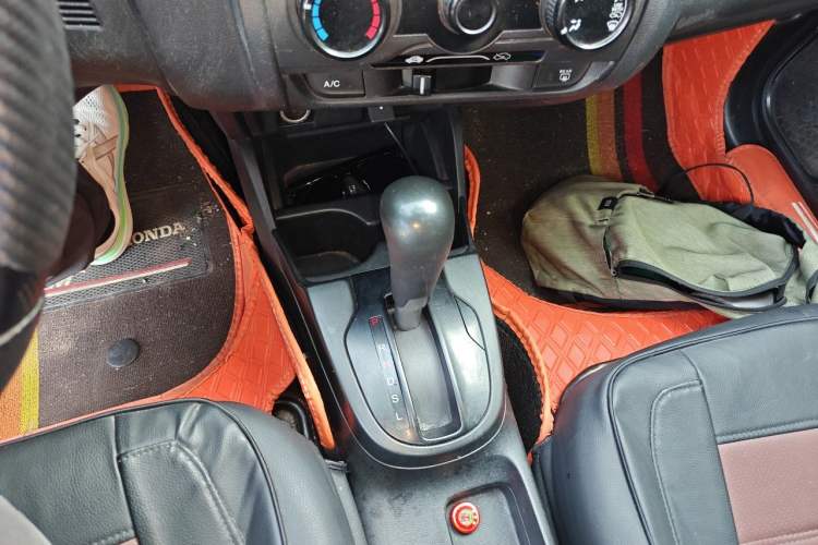 Used Honda Fit 2014 1.5L LX CVT Comfort Model Gear Lever