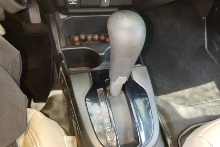 Used Honda Fit 2014 1.5L LX CVT Comfort Model Gear Lever