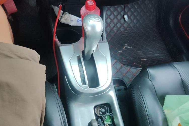 Used Honda Fit 2014 1.5L LX CVT Comfort Model Gear Lever