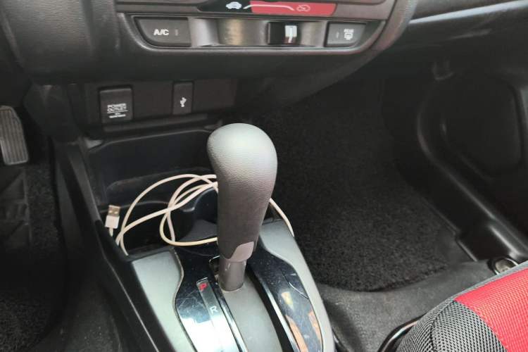 Used Honda Fit 2014 1.5L LX CVT Comfort Model Gear Lever