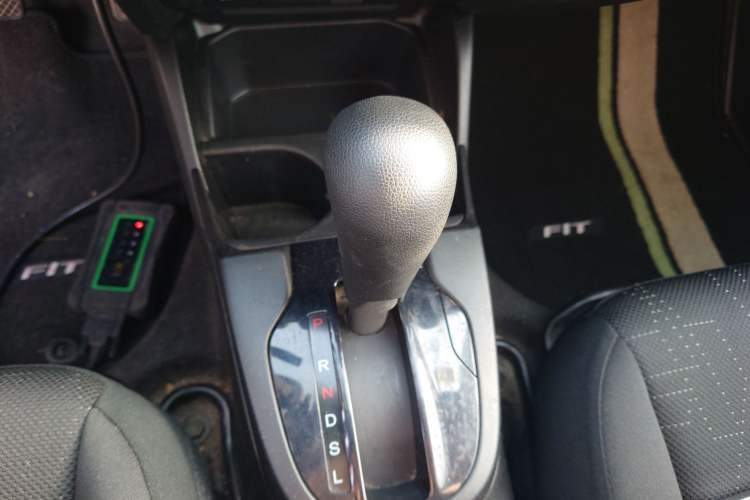 Used Honda Fit 2014 1.5L LX CVT Comfort Model Gear Lever