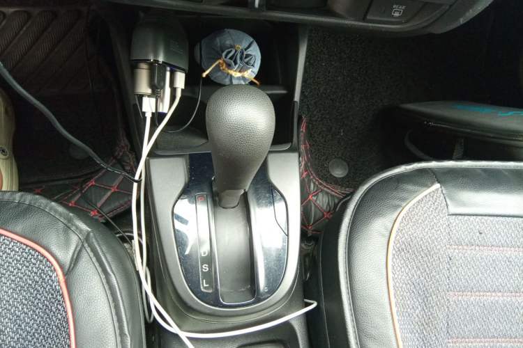 Used Honda Fit 2014 1.5L LX CVT Comfort Model Gear Lever