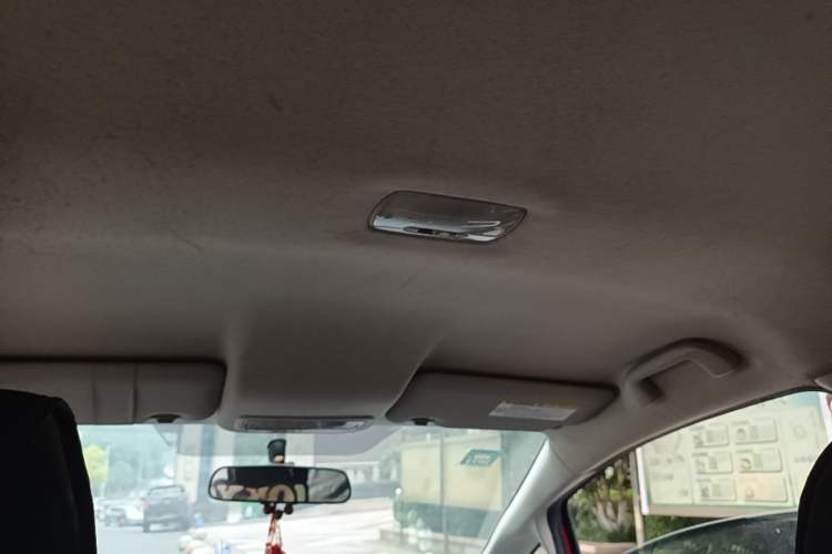 Used Honda Fit 2014 1.5L SE CVT Fashion Model Headliner