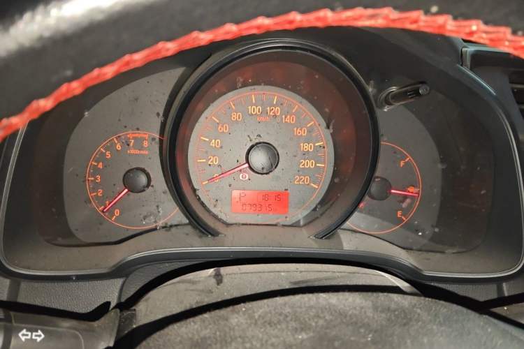 Used Honda Fit 2014 1.5L LX CVT Comfort Model Instrument Cluster