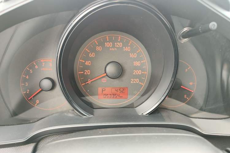 Used Honda Fit 2014 1.5L LX CVT Comfort Model Instrument Cluster