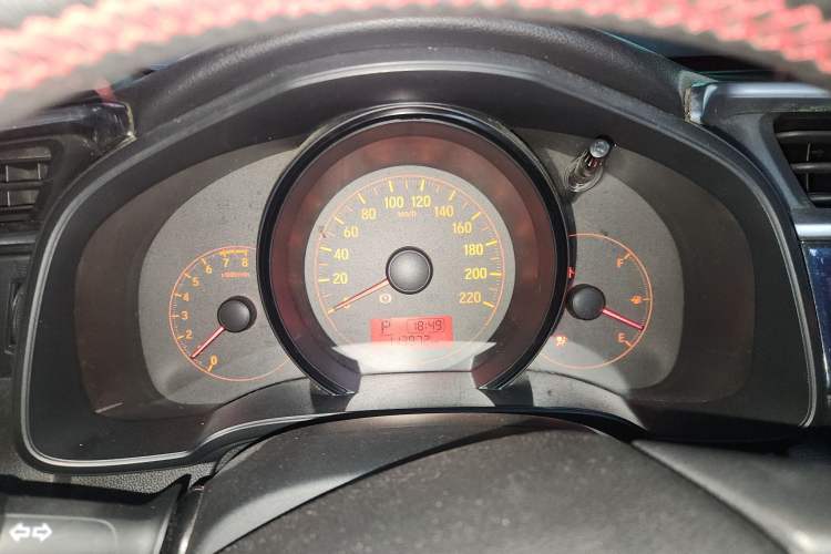 Used Honda Fit 2014 1.5L LX CVT Comfort Model Instrument Cluster