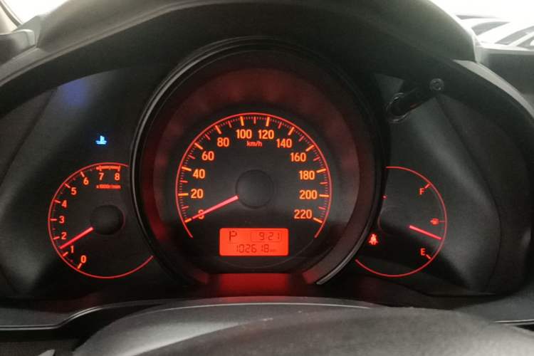 Used Honda Fit 2014 1.5L LX CVT Comfort Model Instrument Cluster
