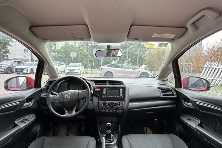 Used Honda Fit 2014 1.5L LX Manual Comfort Model Interior 1