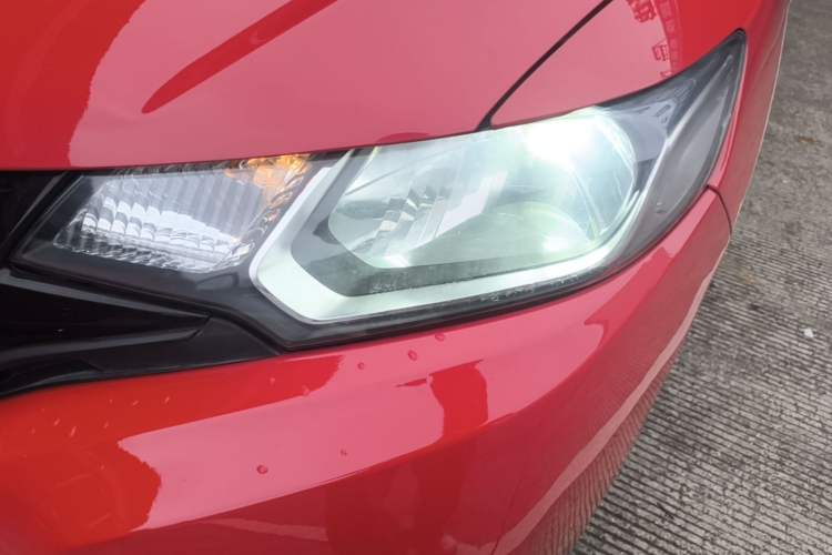 Used Honda Fit 2014 1.5L LX CVT Comfort Model Left Front Headlight