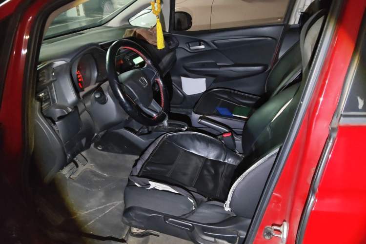 Used Honda Fit 2014 1.5L LX CVT Comfort Model Left Front Seat