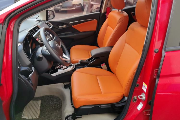 Used Honda Fit 2014 1.5L EX CVT Elite Model Left Front Seat