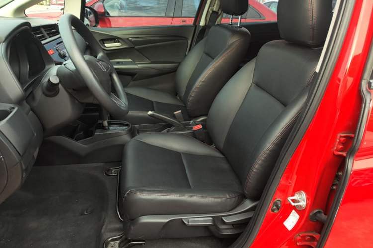 Used Honda Fit 2014 1.5L LX CVT Comfort Model Left Front Seat