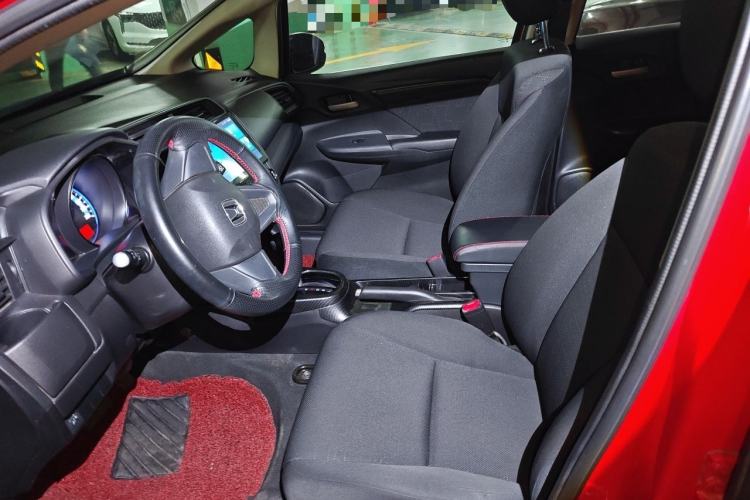 Used Honda Fit 2014 1.5L LX CVT Comfort Model Left Front Seat
