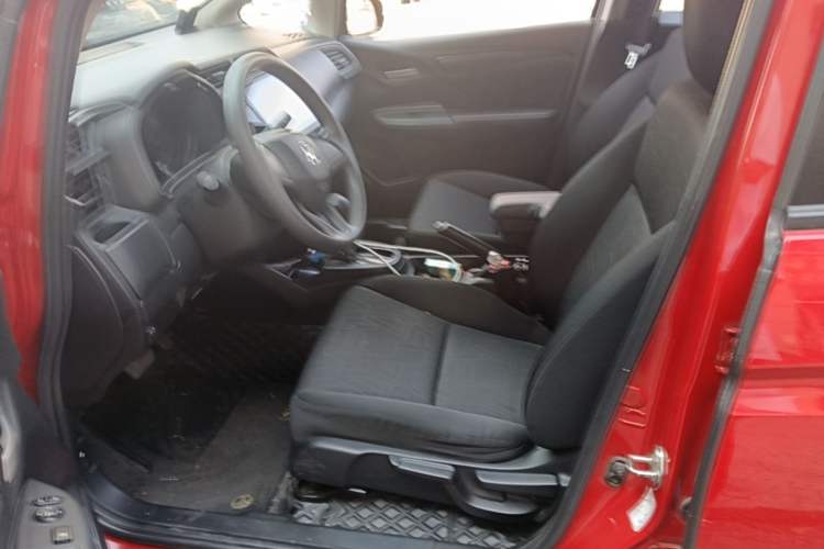 Used Honda Fit 2014 1.5L LX CVT Comfort Model Left Front Seat