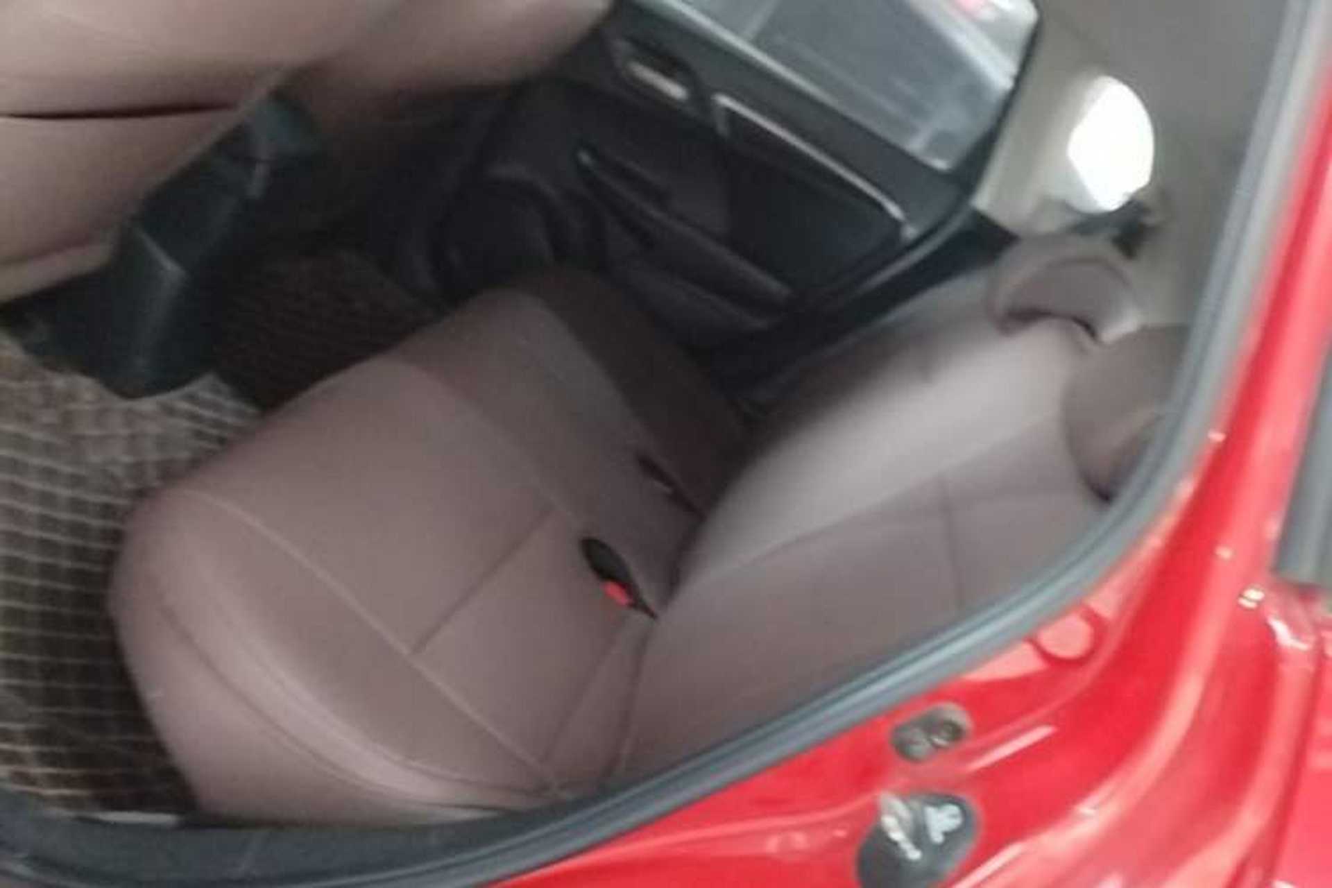 Used Honda Fit 2014 1.5L SE CVT Fashion Model Left Rear Seat