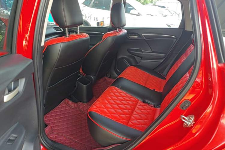 Used Honda Fit 2014 1.5L SE CVT Fashion Model Left Rear Seat