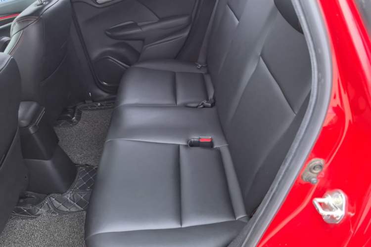 Used Honda Fit 2014 1.5L SE CVT Fashion Model Left Rear Seat