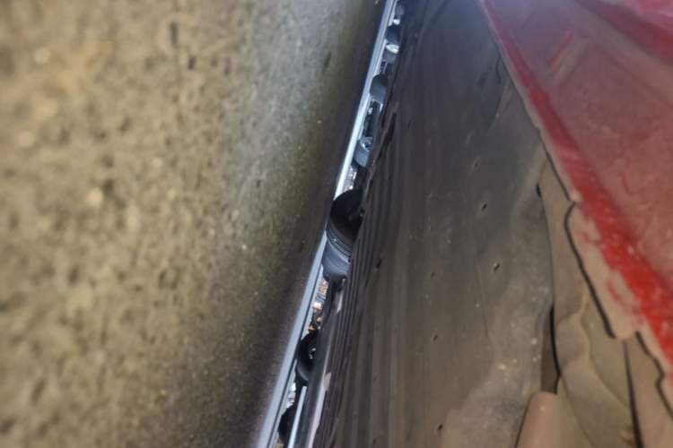 Used Honda Fit 2014 1.5L LX CVT Comfort Model Left Side Sill