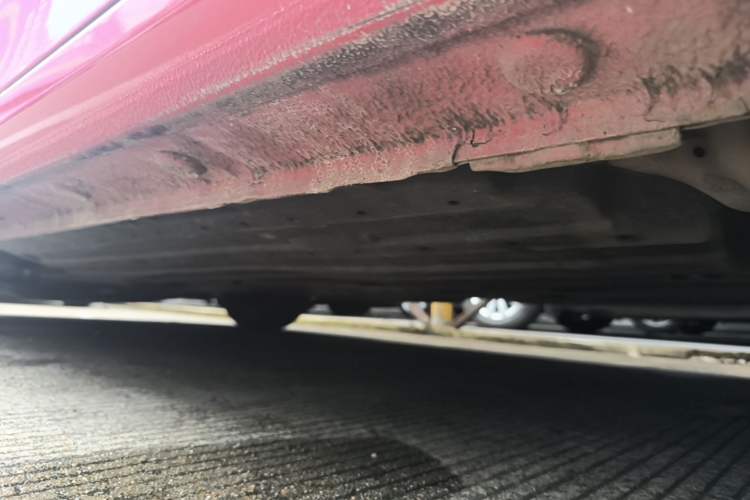 Used Honda Fit 2014 1.5L LX CVT Comfort Model Left Side Sill