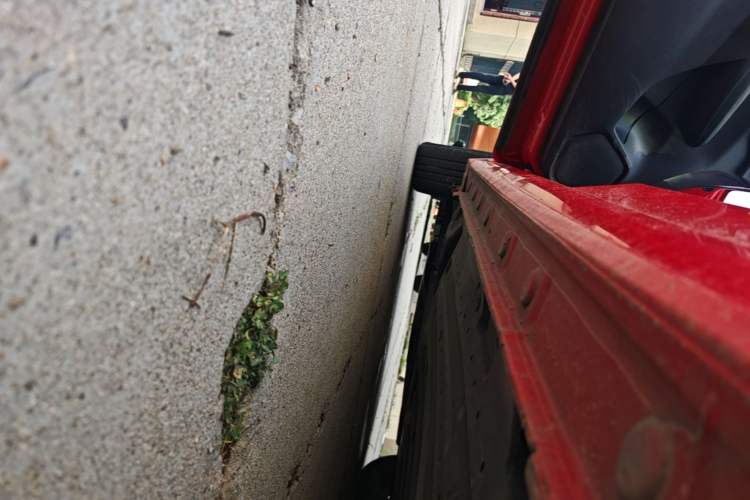 Used Honda Fit 2014 1.5L LX CVT Comfort Model Left Side Sill