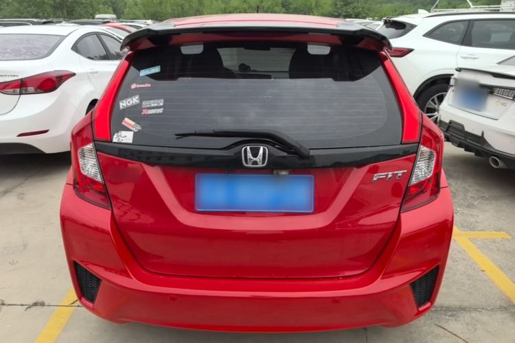 Used Honda Fit 2014 1.5L SE CVT Fashion Model Rear