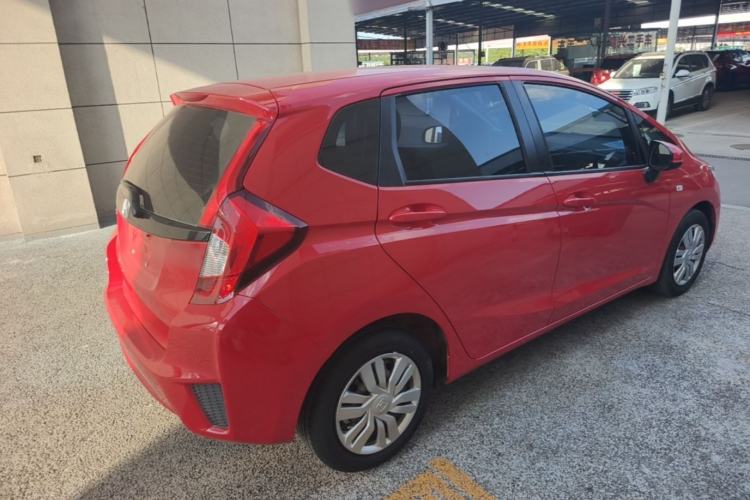 Used Honda Fit 2014 1.5L LX CVT Comfort Model Rear Right 45 Deg