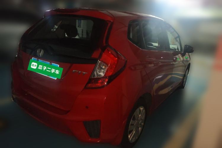 Used Honda Fit 2014 1.5L LX CVT Comfort Model Rear Right 45 Deg