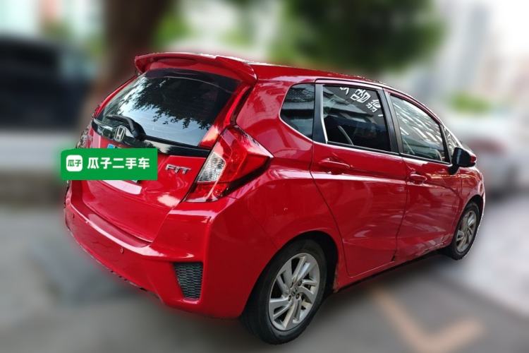 Used Honda Fit 2014 1.5L SE CVT Fashion Model Rear Right 45 Deg