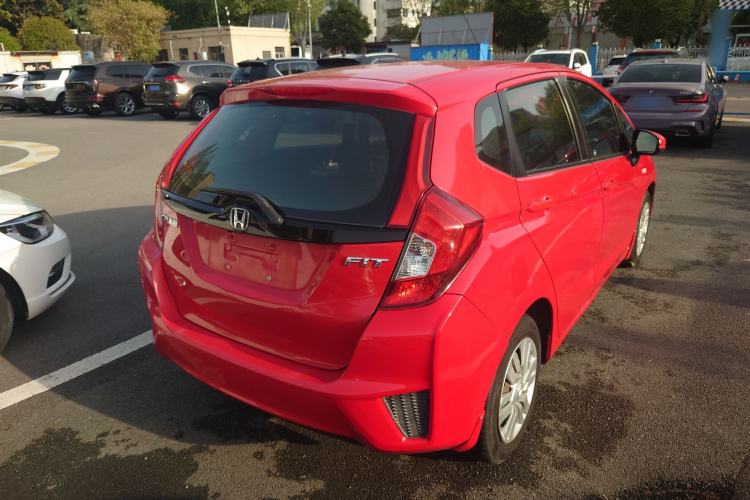 Used Honda Fit 2014 1.5L LX CVT Comfort Model Rear Right 45 Deg