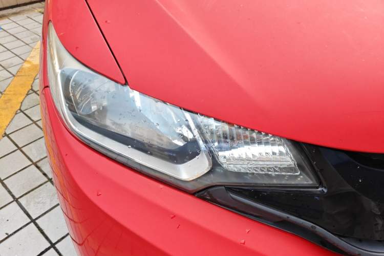 Used Honda Fit 2014 1.5L LX CVT Comfort Model Right Front Headlight