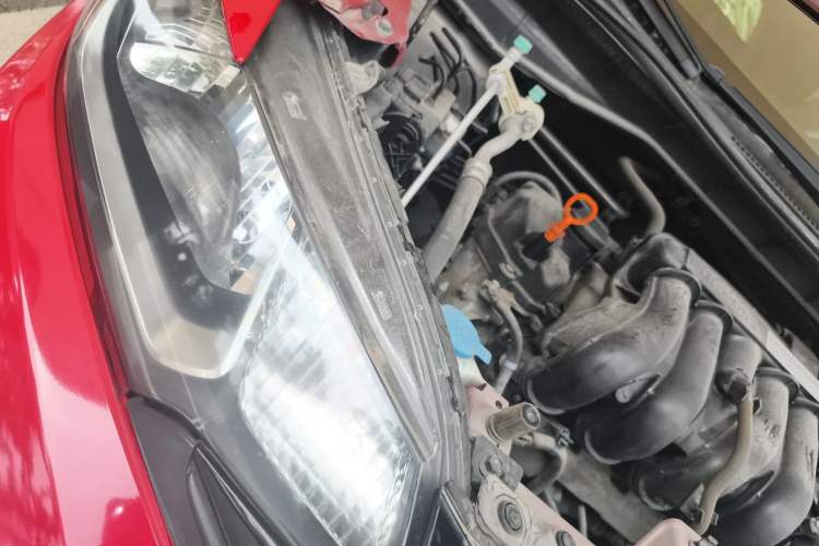 Used Honda Fit 2014 1.5L LX CVT Comfort Model Right Front Headlight