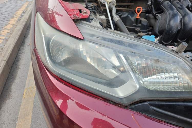 Used Honda Fit 2014 1.5L LX CVT Comfort Model Right Front Headlight