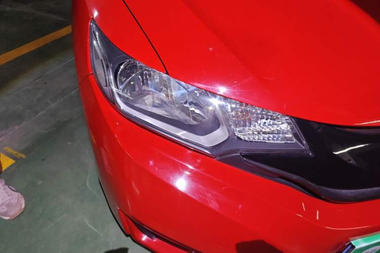 Used Honda Fit 2014 1.5L LX CVT Comfort Model Right Front Headlight