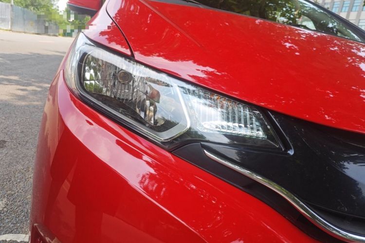 Used Honda Fit 2014 1.5L LX CVT Comfort Model Right Front Headlight
