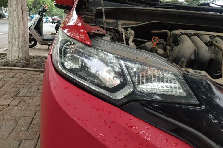Used Honda Fit 2014 1.5L SE CVT Fashion Model Right Front Headlight