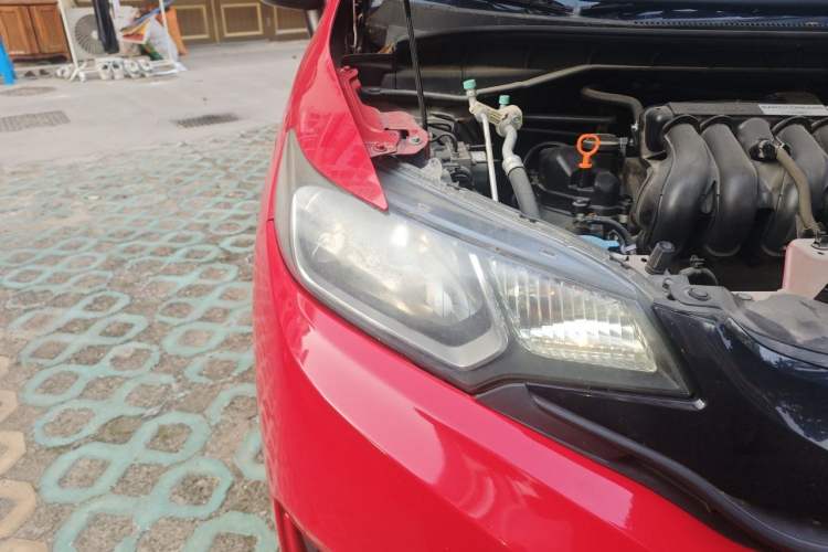 Used Honda Fit 2014 1.5L SE CVT Fashion Model Right Front Headlight