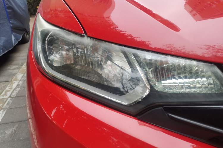 Used Honda Fit 2014 1.5L LX CVT Comfort Model Right Front Headlight