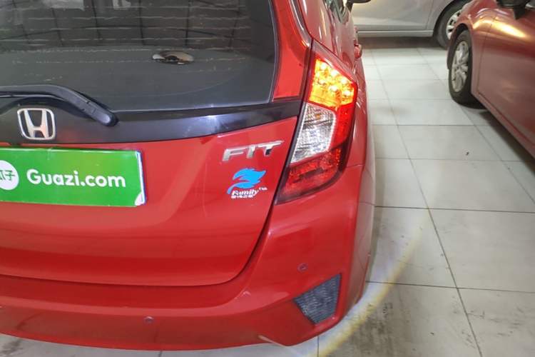 Used Honda Fit 2014 1.5L LX CVT Comfort Model Right Rear Taillight
